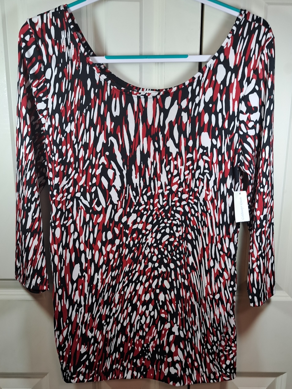 NWT Coldwater Creek Red and Black Abstract Long Sleeve Top